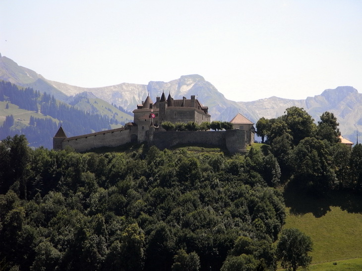 Gruyeres001